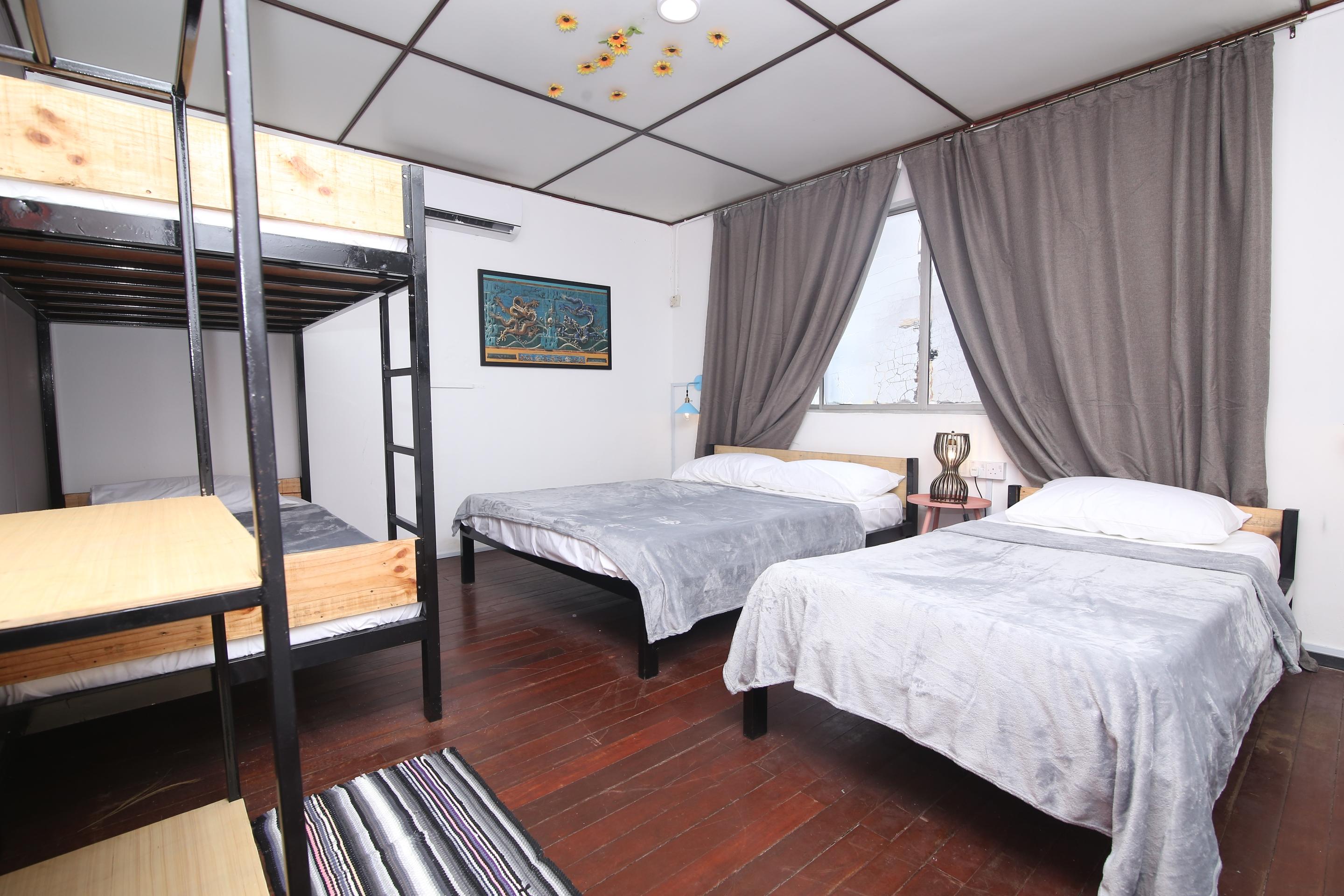Spot On 90141 Threehouse Bed & Breakfast Kuching Exterior photo